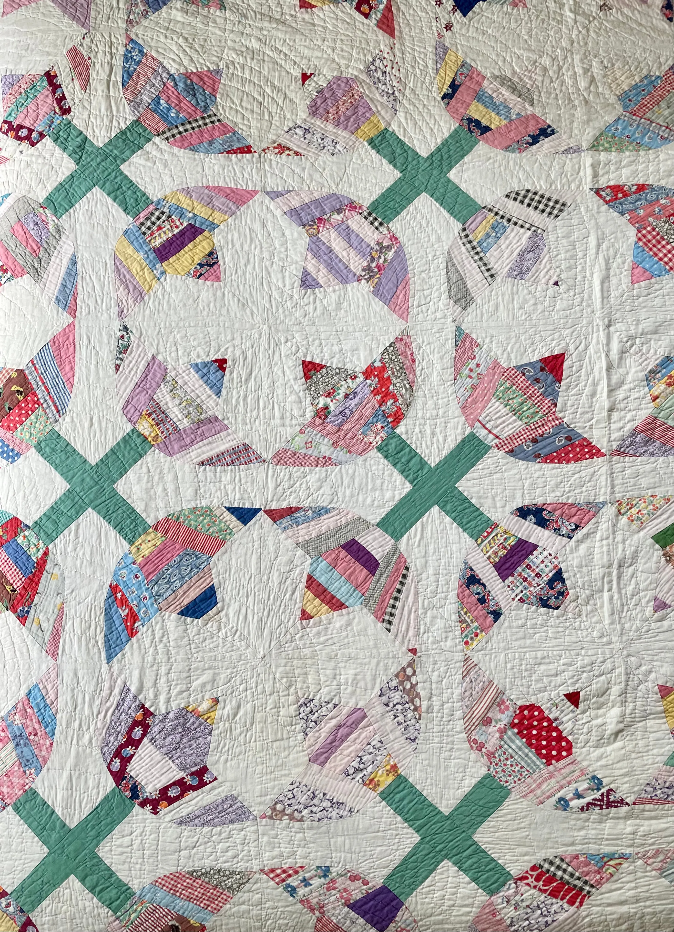 1930s Feedsack Tulip Quilt