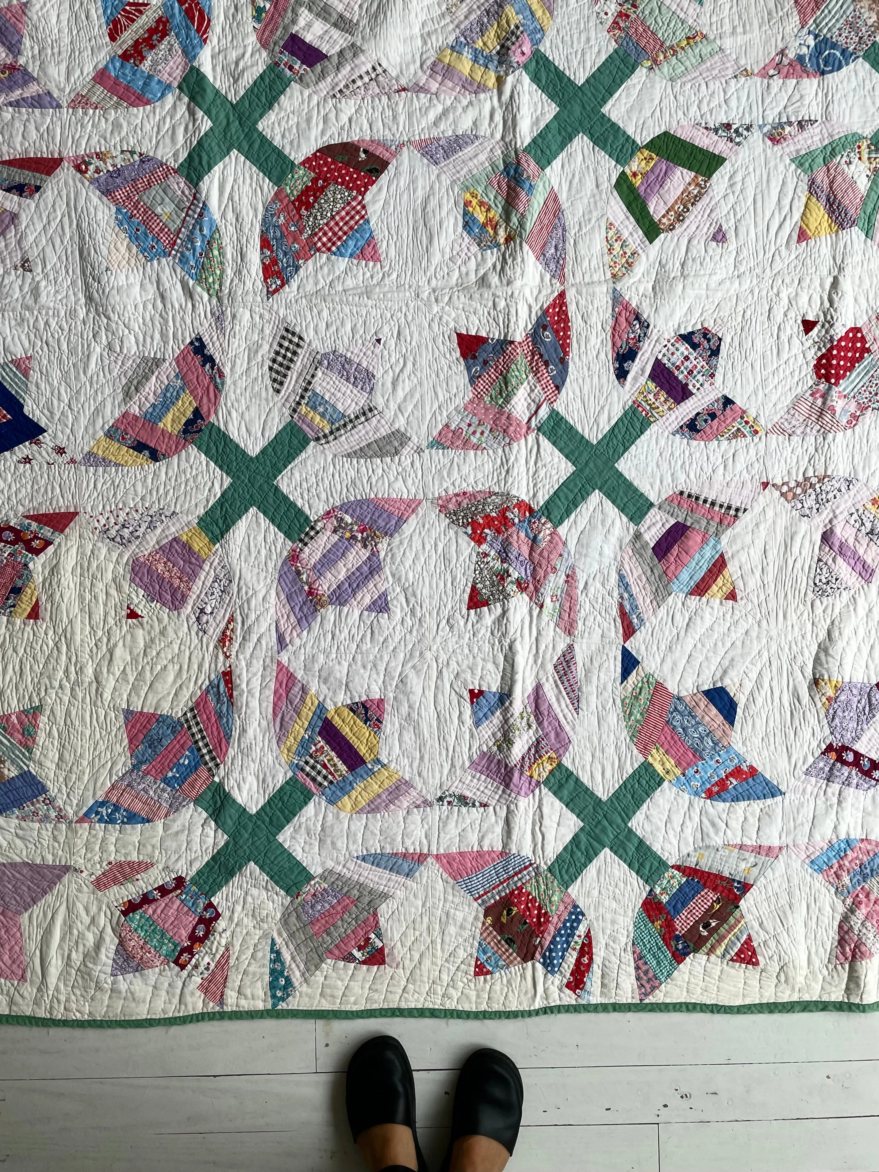 1930s Feedsack Tulip Quilt