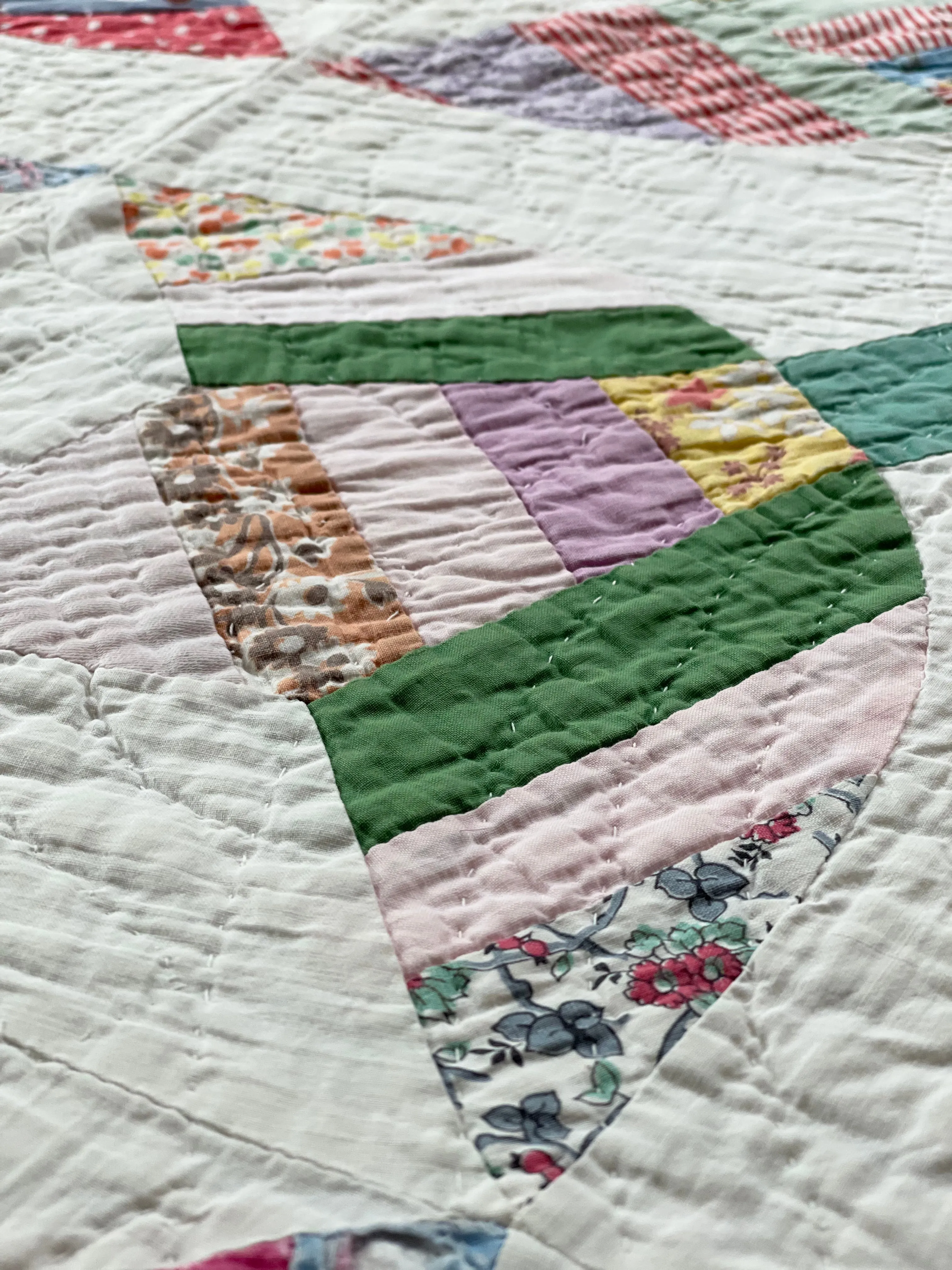 1930s Feedsack Tulip Quilt