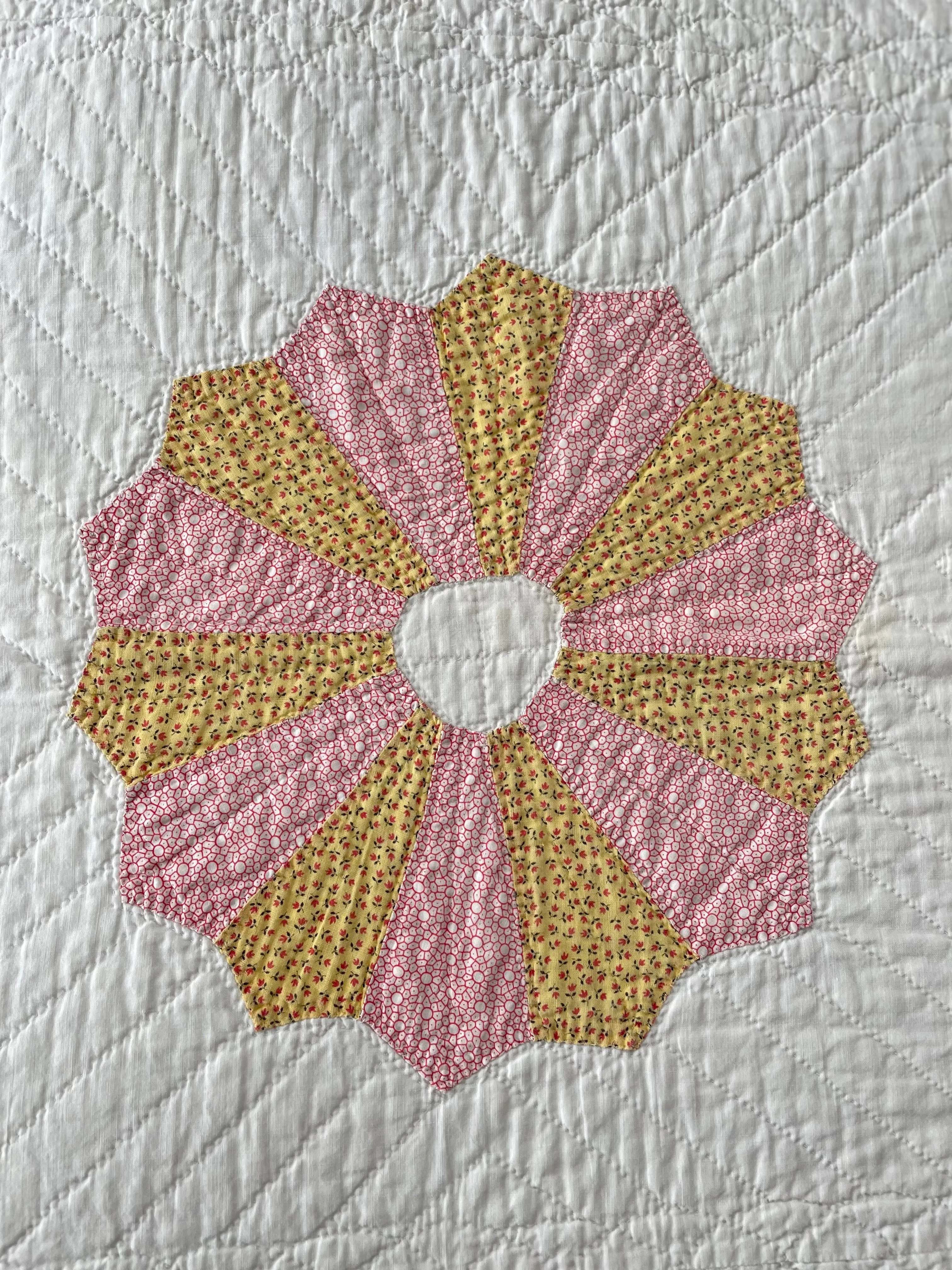 Antique Dresden Plate Quilt