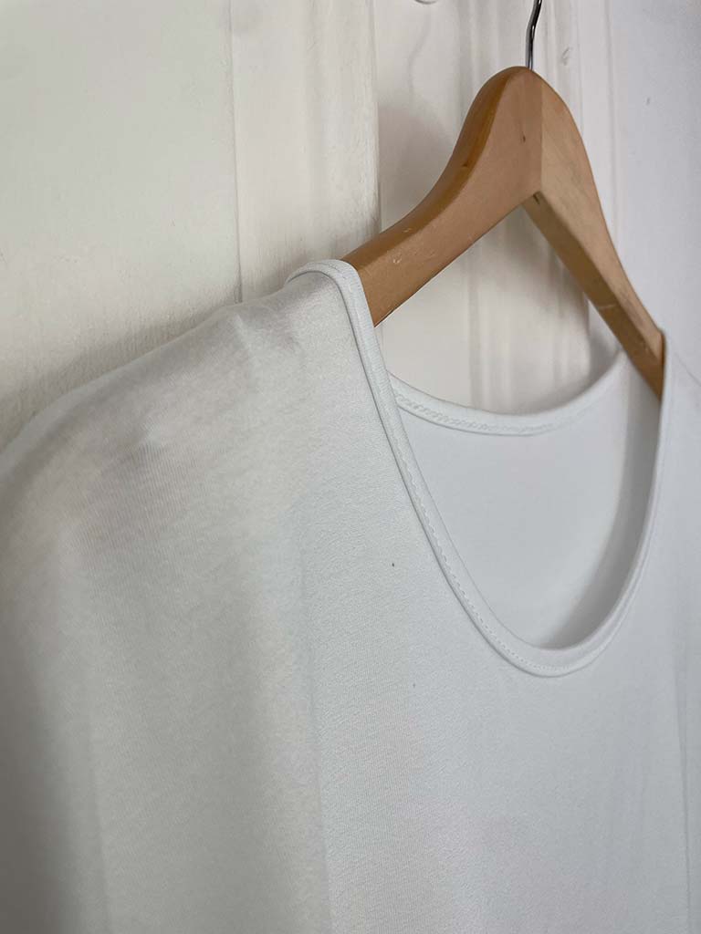 Basic T-Shirt - White