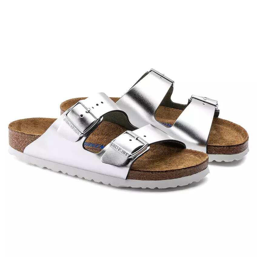 Birkenstock Women's Arizona Soft Footbed Leather (Metallic Silver)