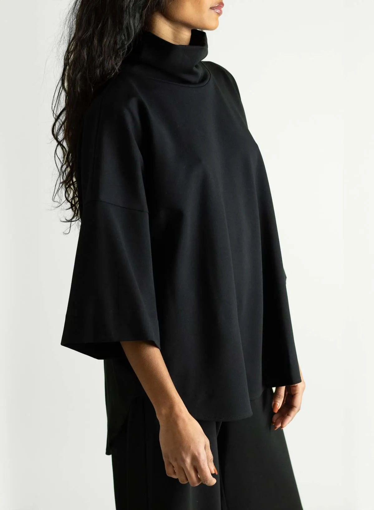 Flared Sleeve Turtleneck - Black