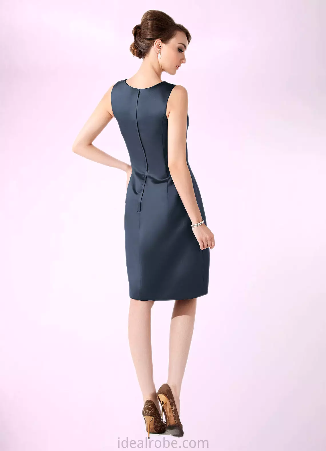 Marely Sheath/Column Scoop Neck Knee-Length Satin Mother of the Bride Dress STK126P0014812