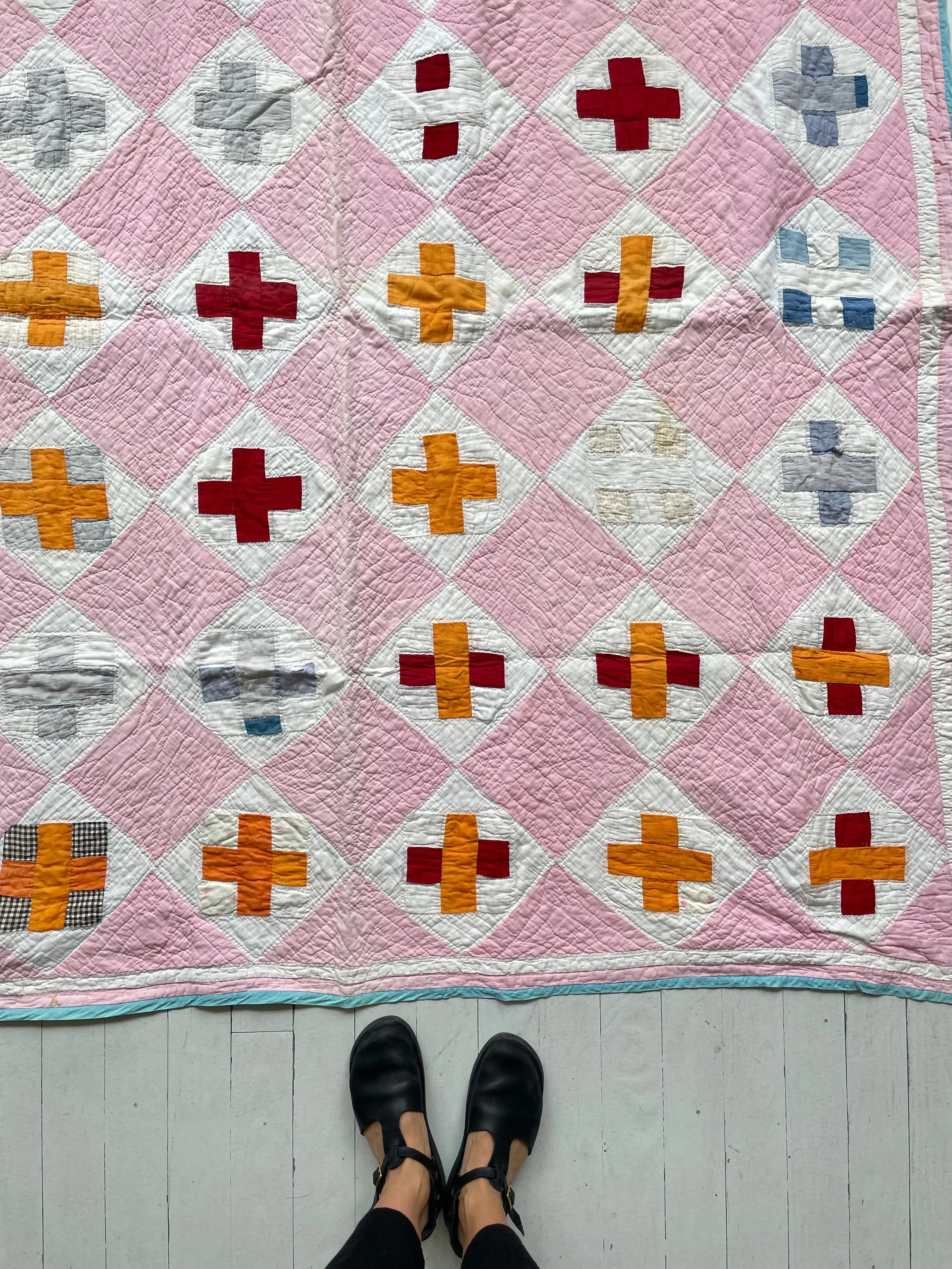 Nine Patch Cross Quilt