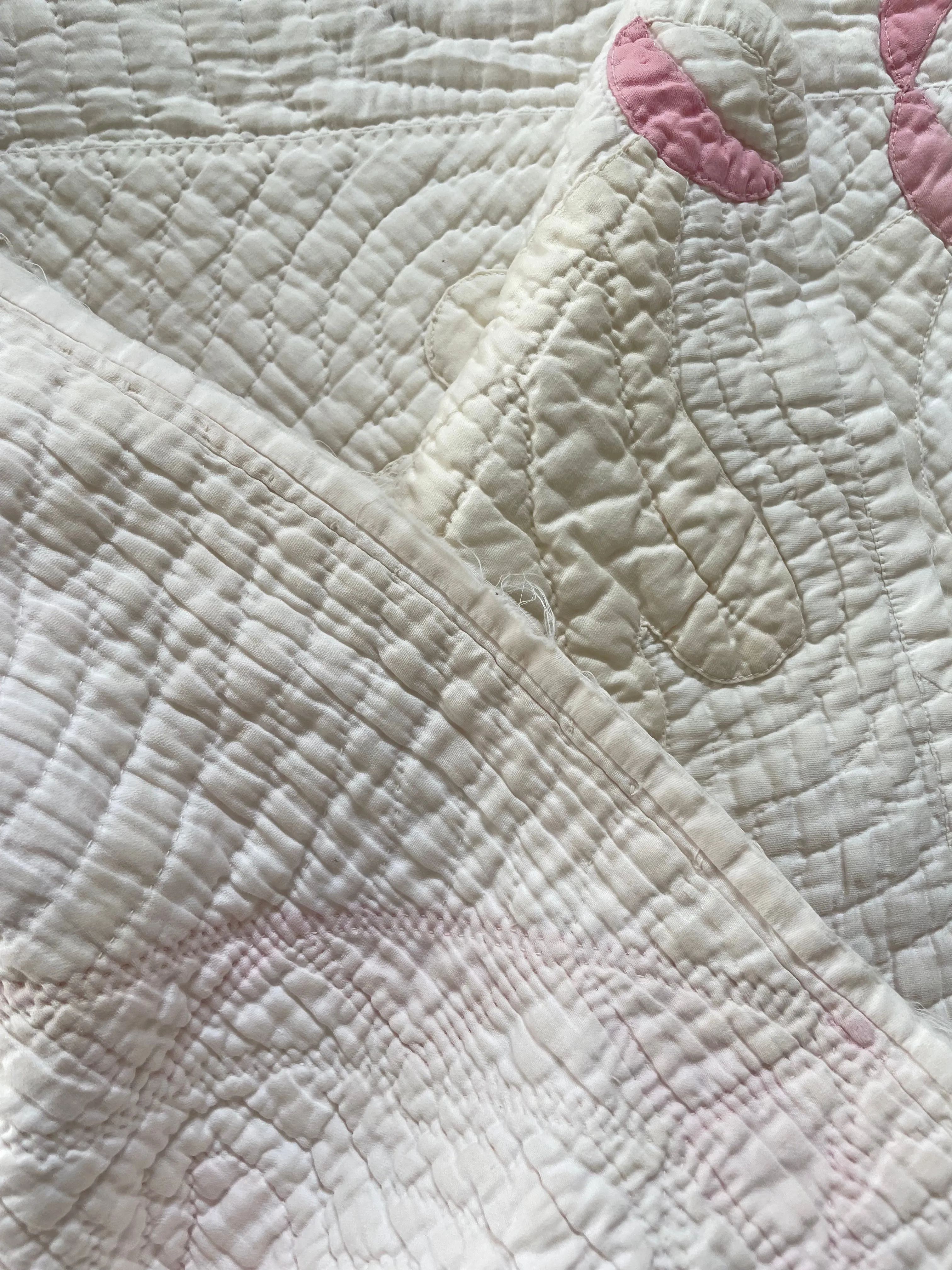 Oak Leaf & Tulip Antique Quilt