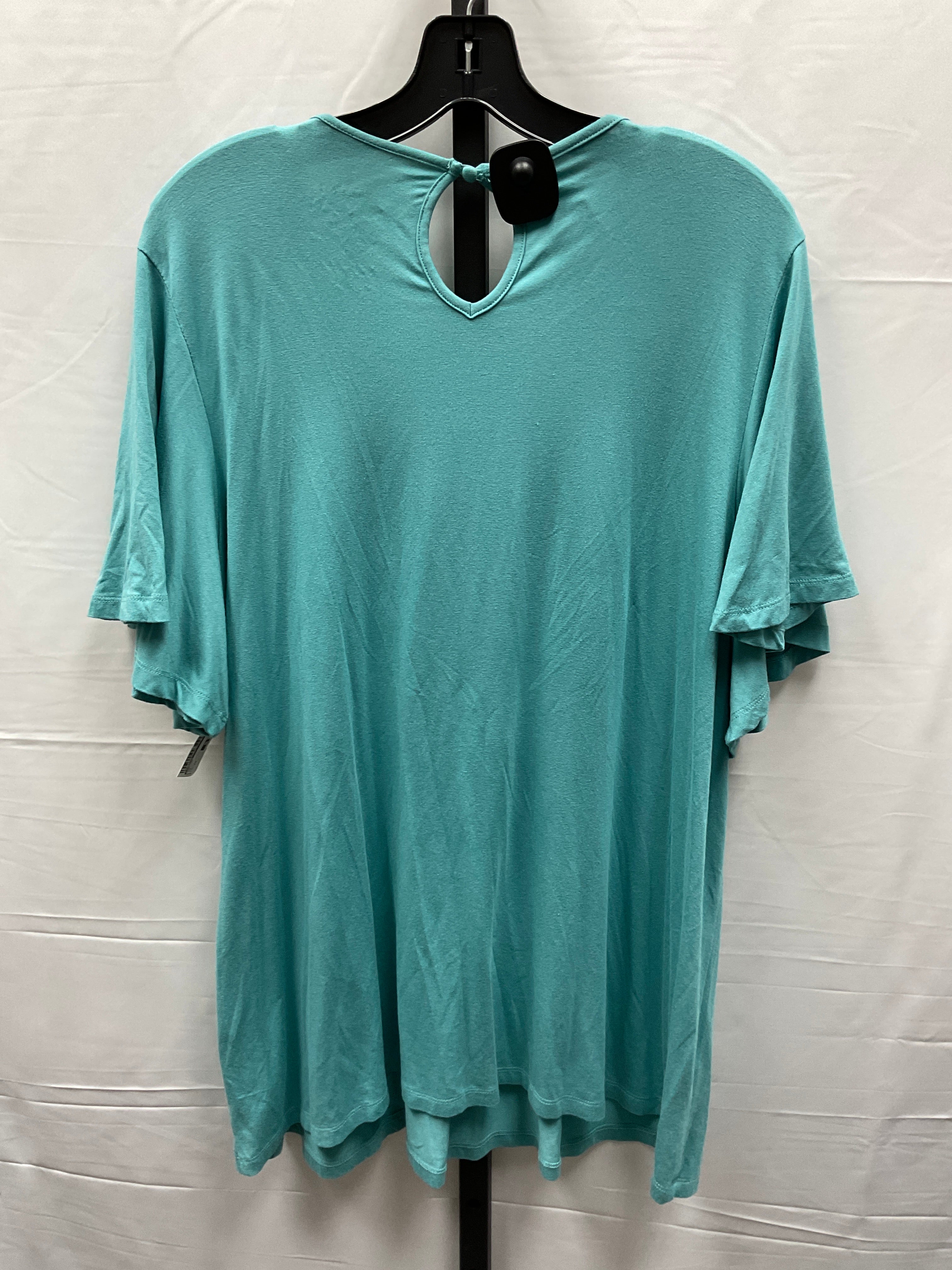 Top Short Sleeve By Torrid  Size: 2x