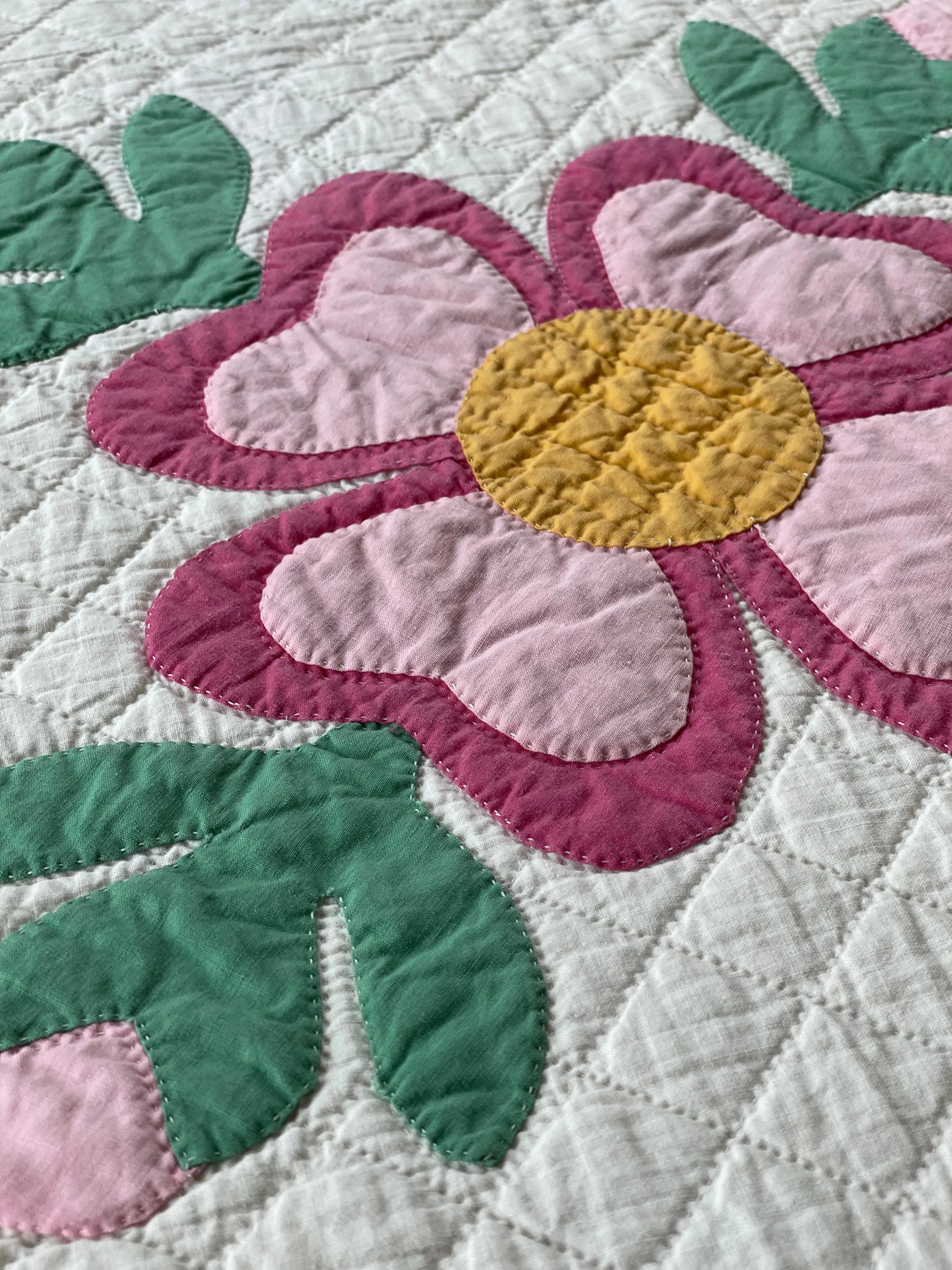 Vintage Rose of Sharon Quilt