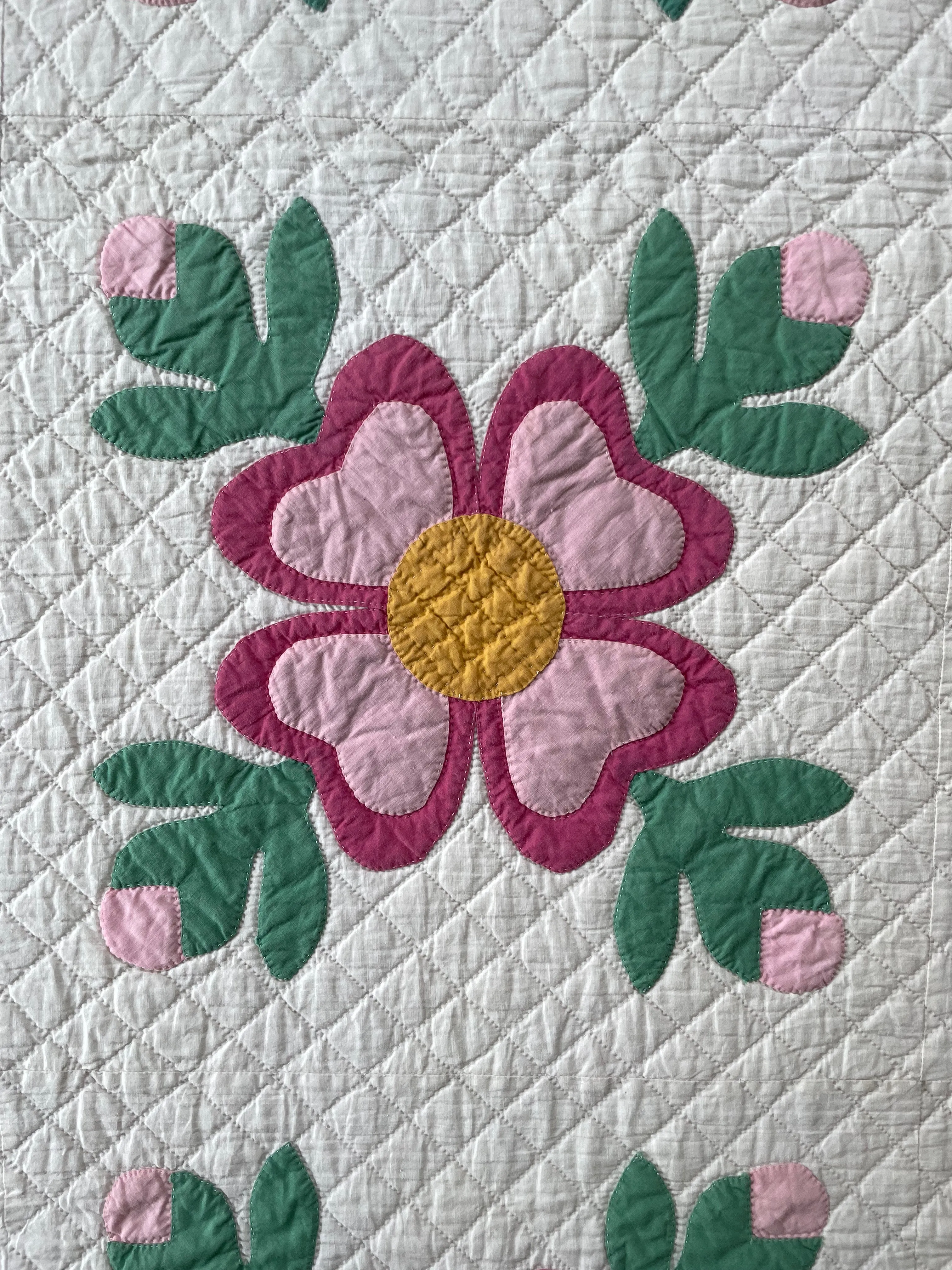 Vintage Rose of Sharon Quilt